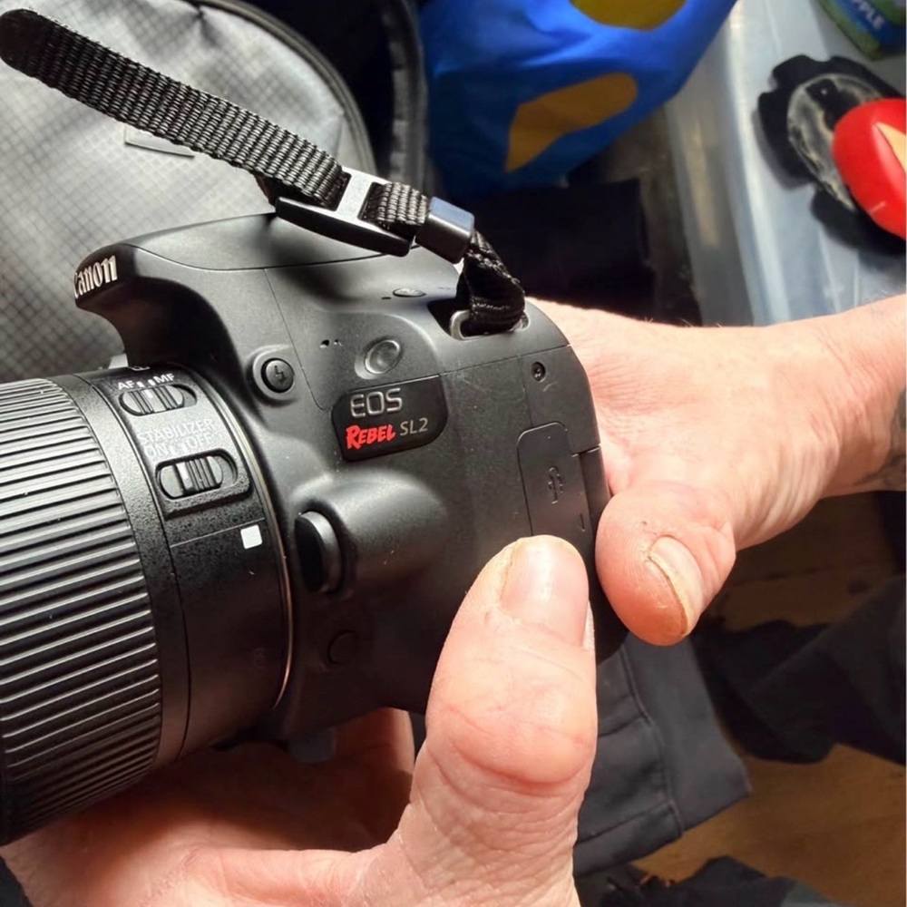 Canon EOS Rebel SL2 Black Camera